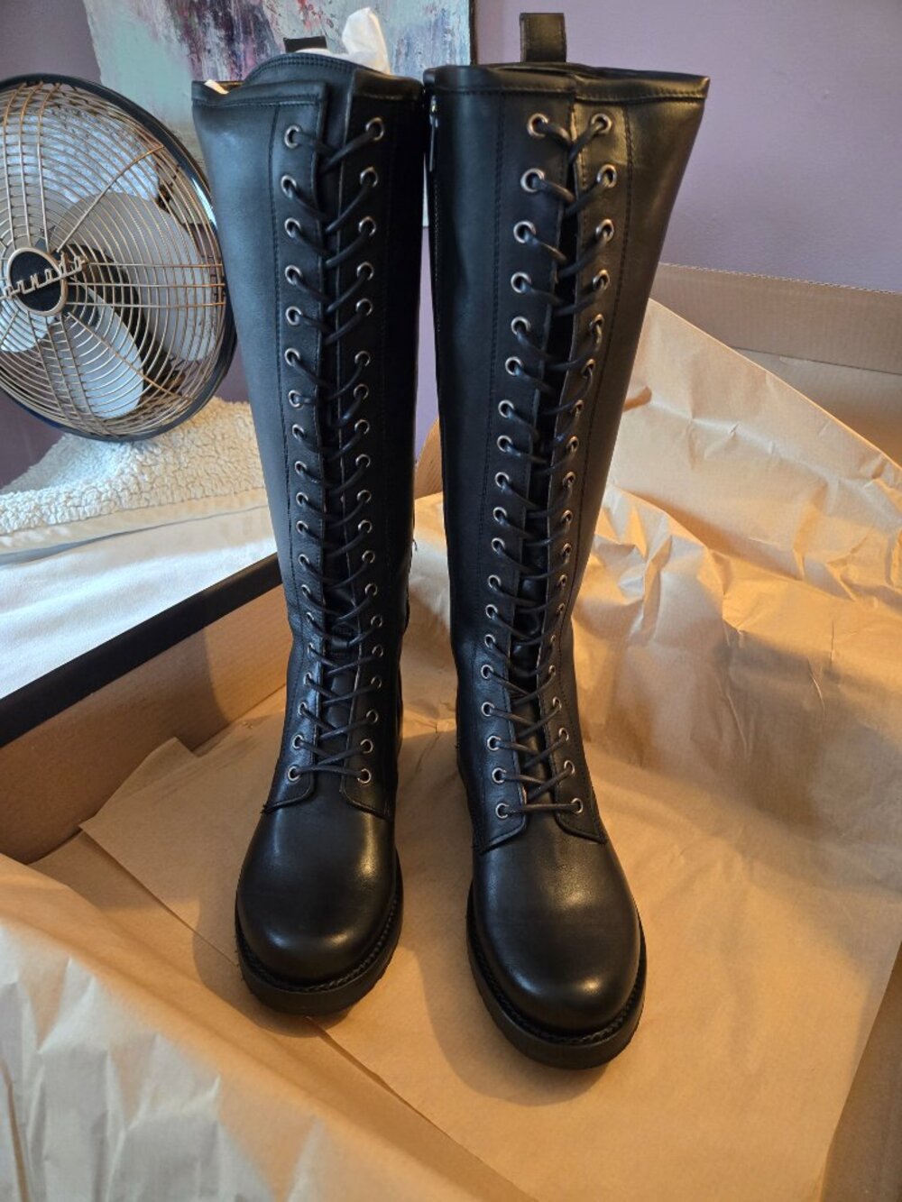 New in Box (NIB) Frye Veronica Combat Tall Boots Black Leather 9.5 - Picture 5 of 8